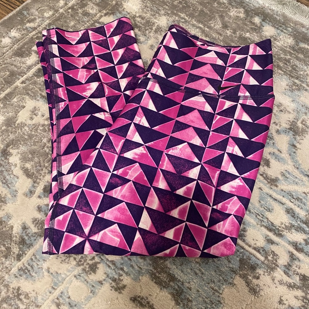 Pink/Purple Nike Cropped Athleisure Leggings